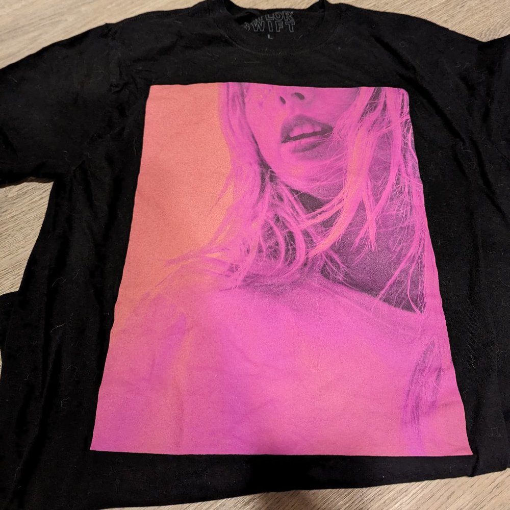 Taylor Swift lover album shirt